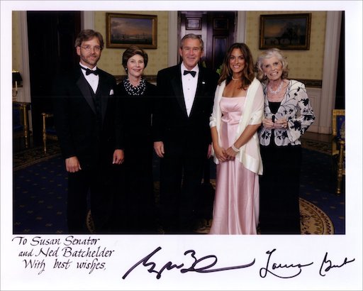 Formal portrait at the White House